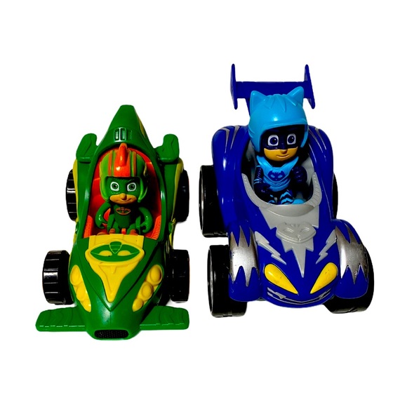 SOLD SET of 2 — PJ Masks Action Figures & Vehicle Playset. - Picture 2 of 11
